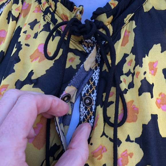 EUCFree People Love Letter Floral Print Tunic - Picture 16 of 16